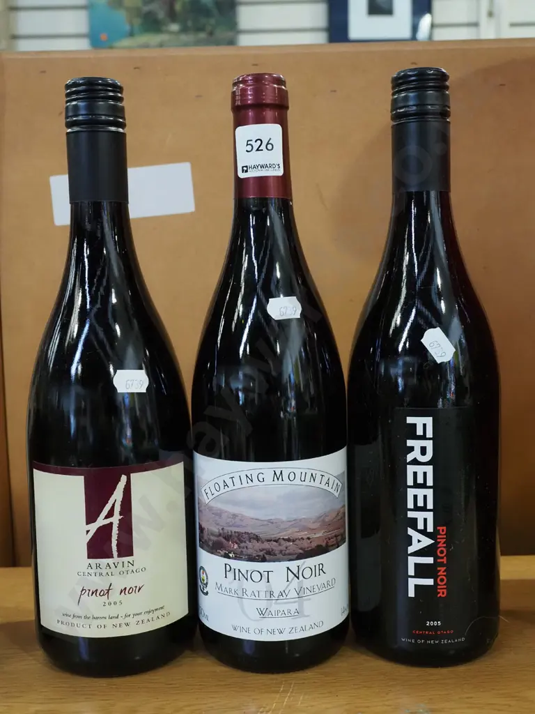 Aravin pinot noir 2005, Floating Mountain pinot noir 2005, Free Fall pinot noir 2005 Image 1++