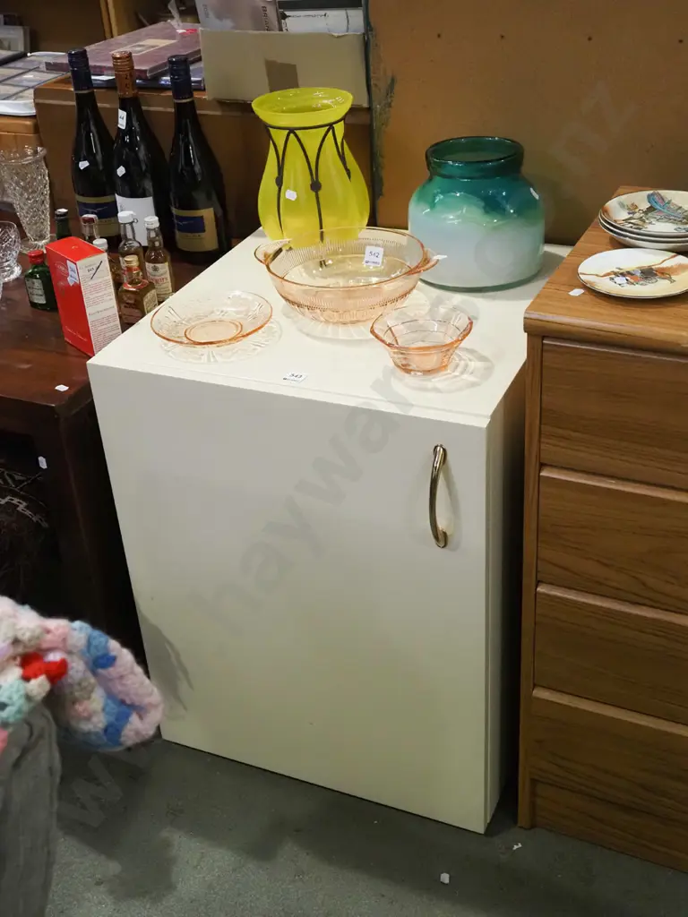 mdf melteca cupboard H650 W500 D500 Image 1++
