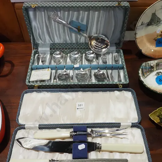 cased cutlery, as new carver set