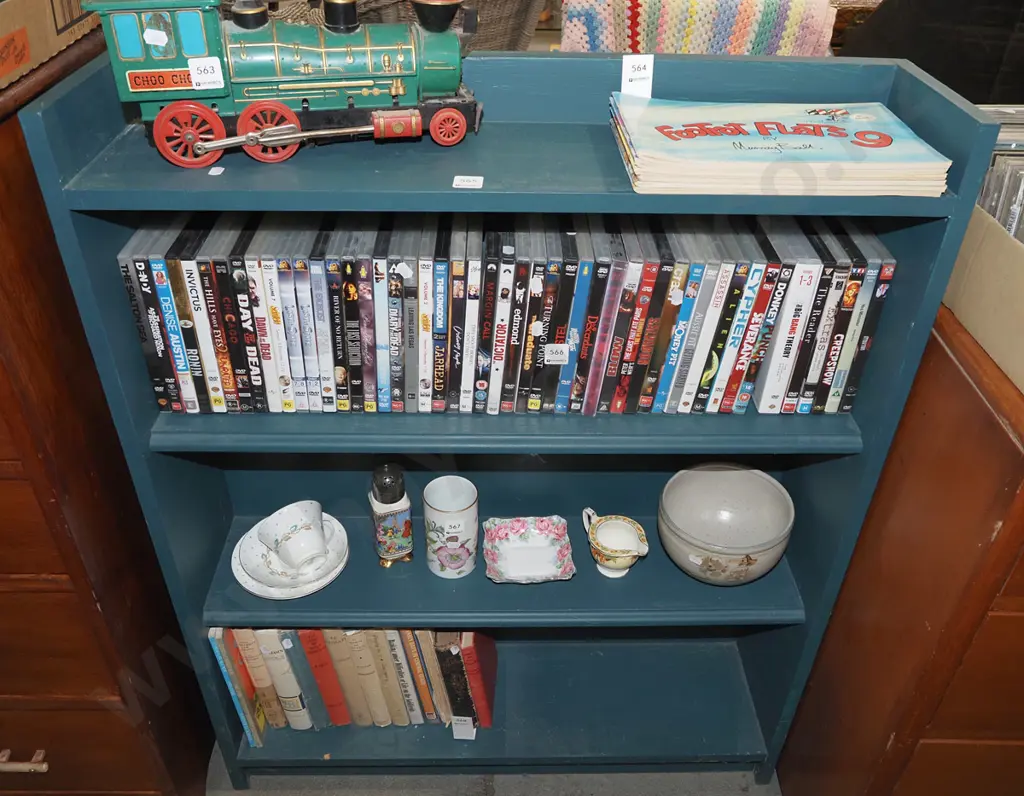 blue painted wooden bookcase H1000 W805 D205 Image 1++