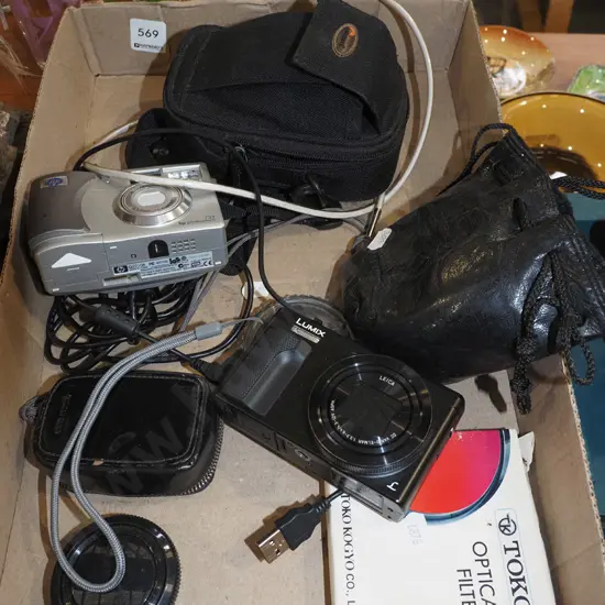 box; Luminex digital camera, HP camera, flash etc