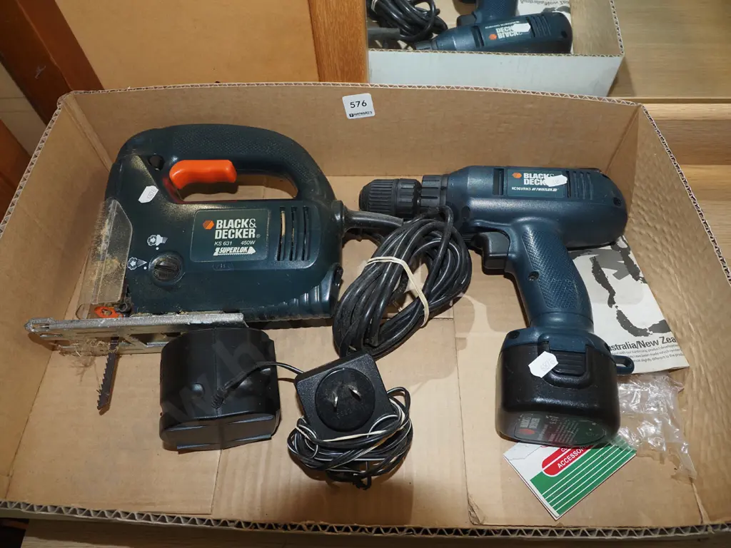 box; Black & Decker jig saw, 9.6V battery drill Image 1++