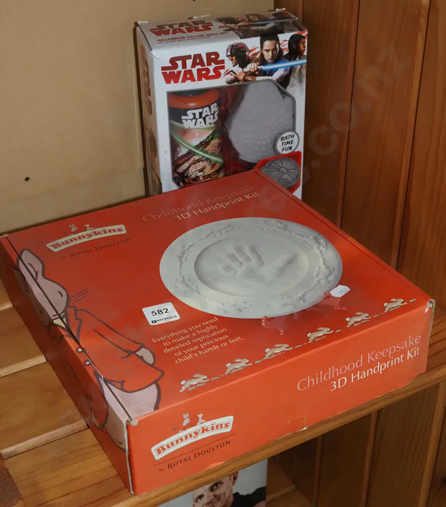 Star Wars bath time fun kit, bunnykins childhood keepsake 3D hand print Image 1++