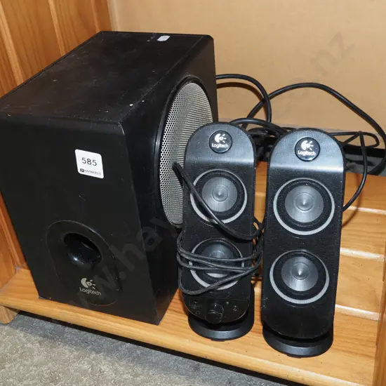 Logitec computer speakers
