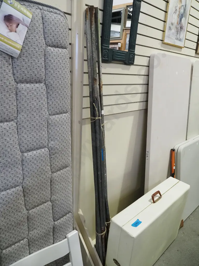 various galvanised garden stakes L2000 Image 1++