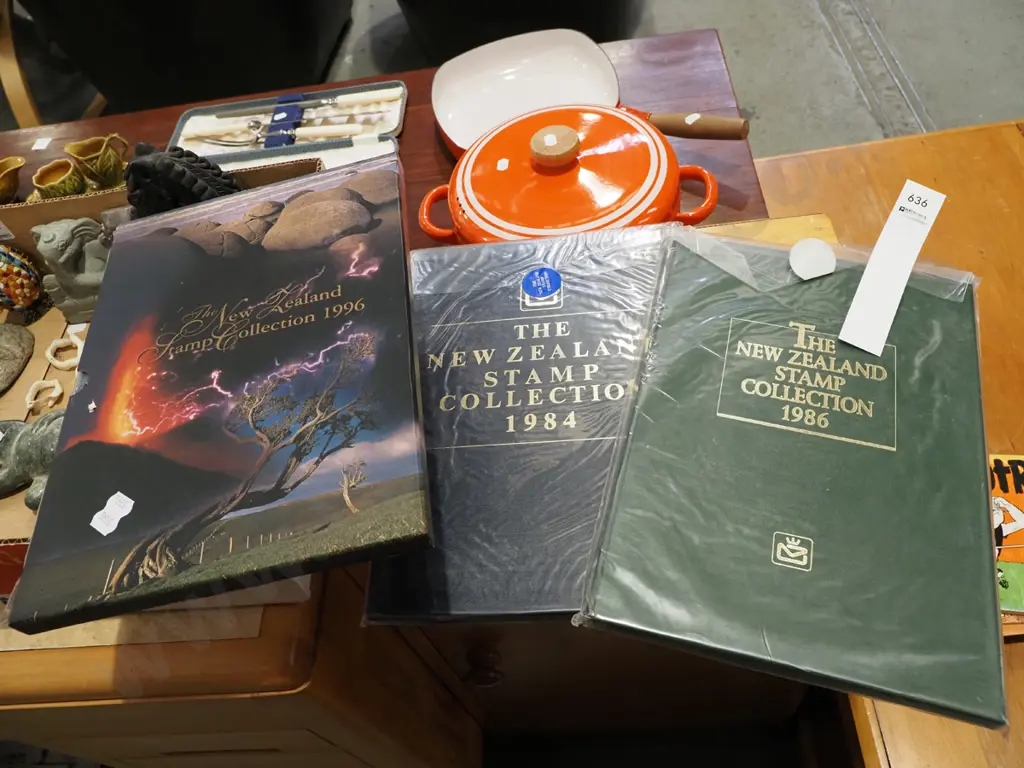 3x NZ stamp collections Image 1++