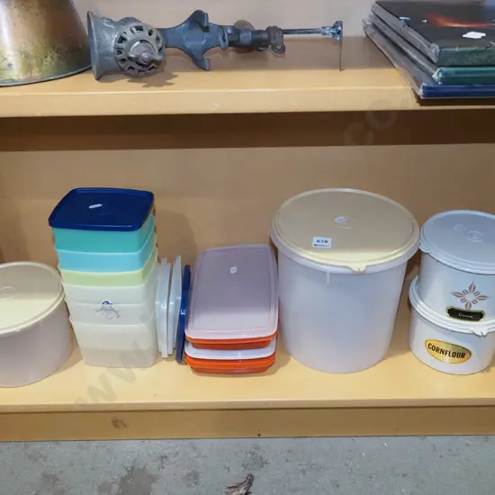 Tupperware containers
