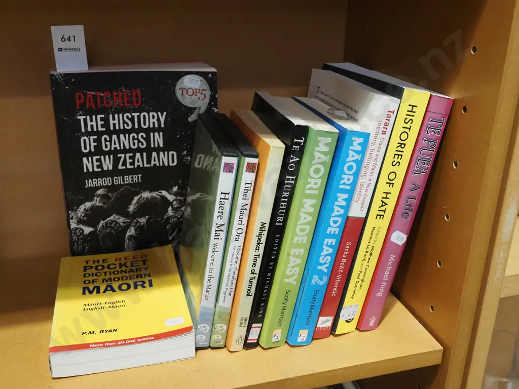NZ books Image 1++