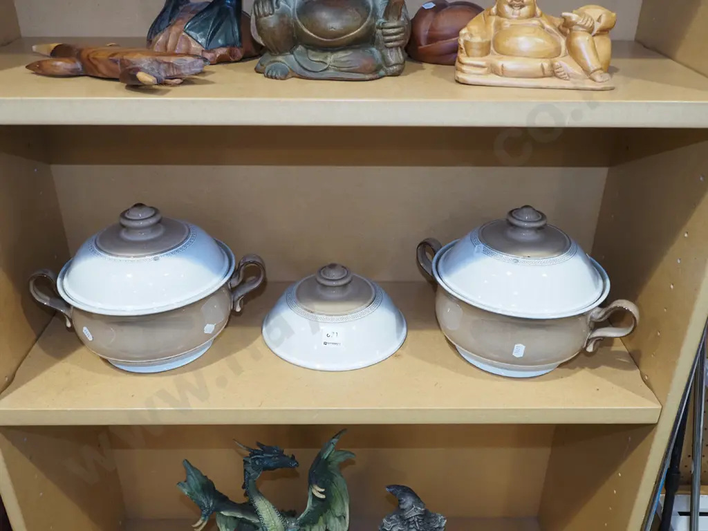 2x Denby soup tureens - 1 extra lid Image 1++