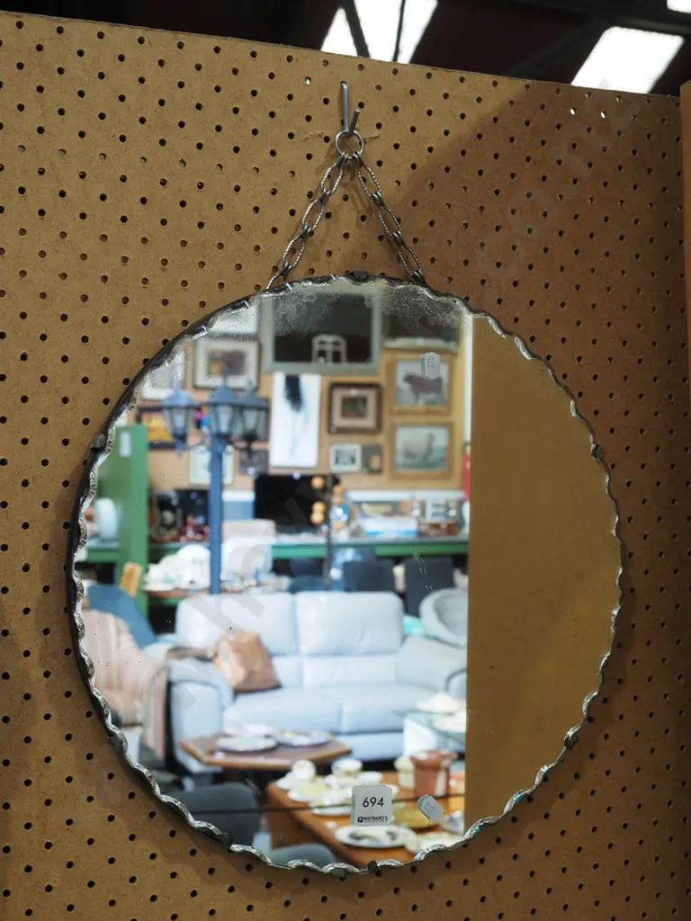 scalloped edge circular wall mirror Image 1++