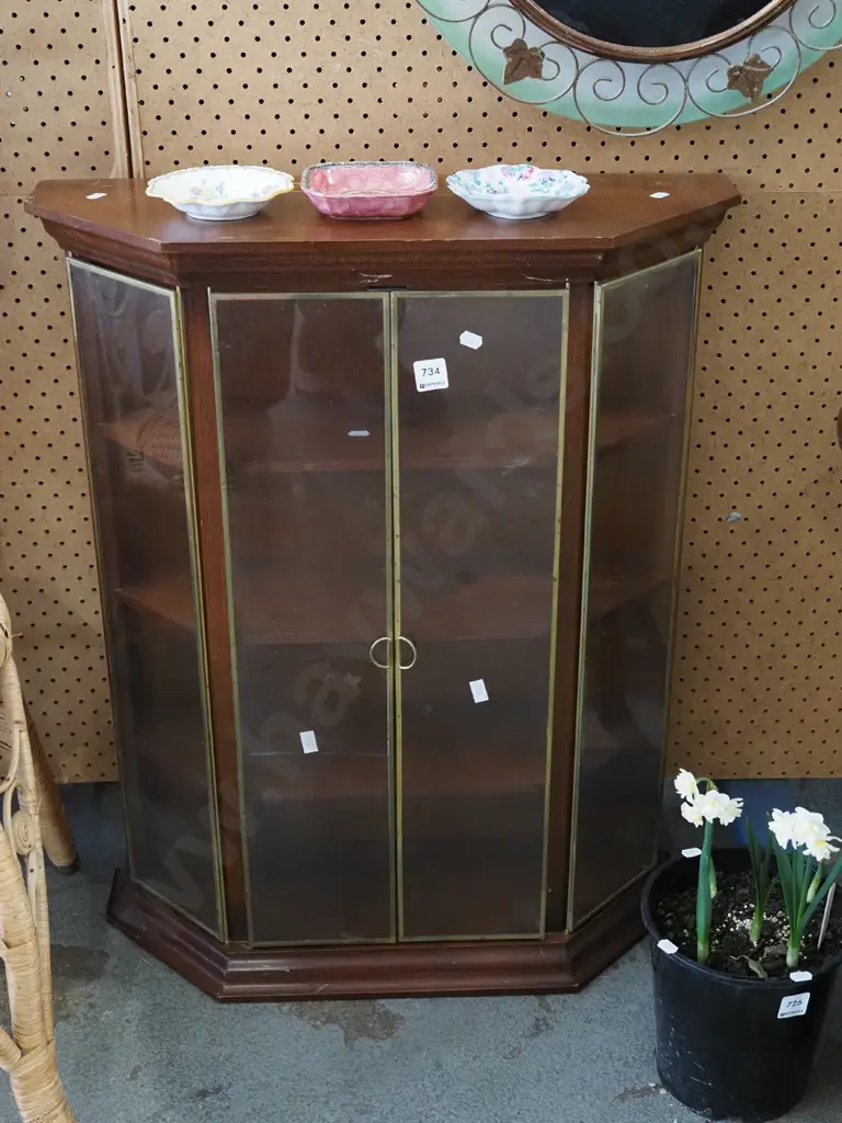 small mahogany 2 door display unit H730 W580 D200 Image 1++