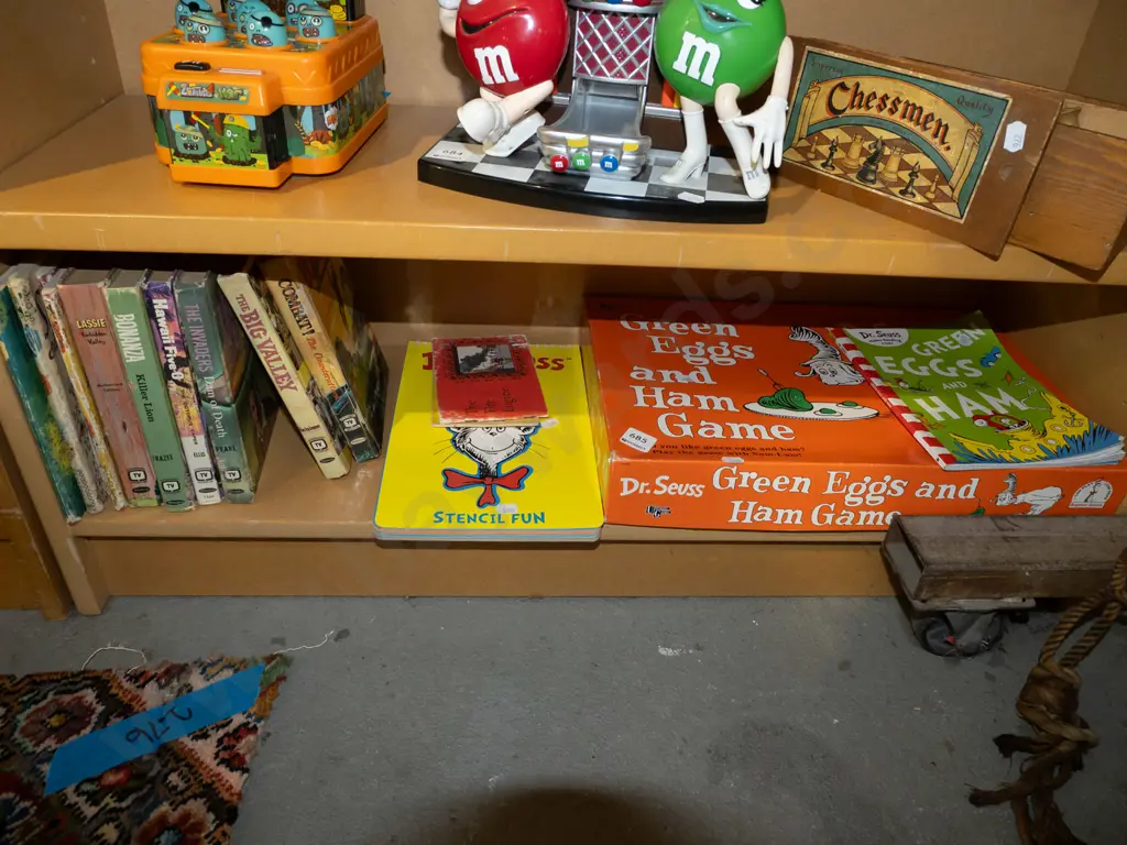 books, cat in the hat board game Image 1++
