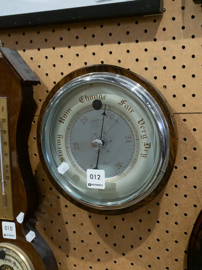 wood cased barometer   Image 1++