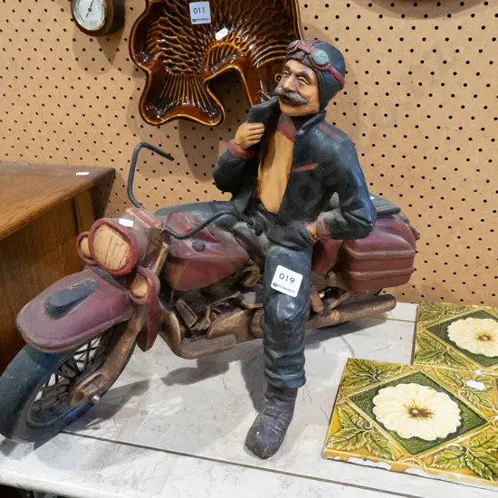 composite rider on motorcycle figurine H350
