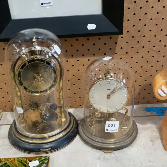 2x anniversary clocks