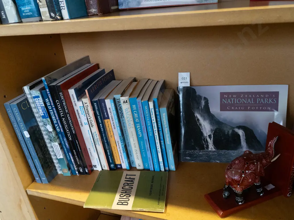 tramping books Image 1++