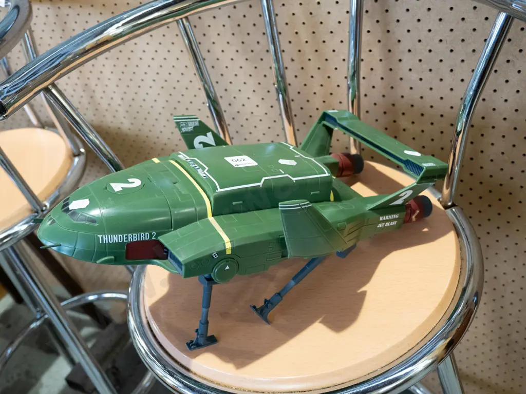 Thunderbird 2 model L400 Image 1++