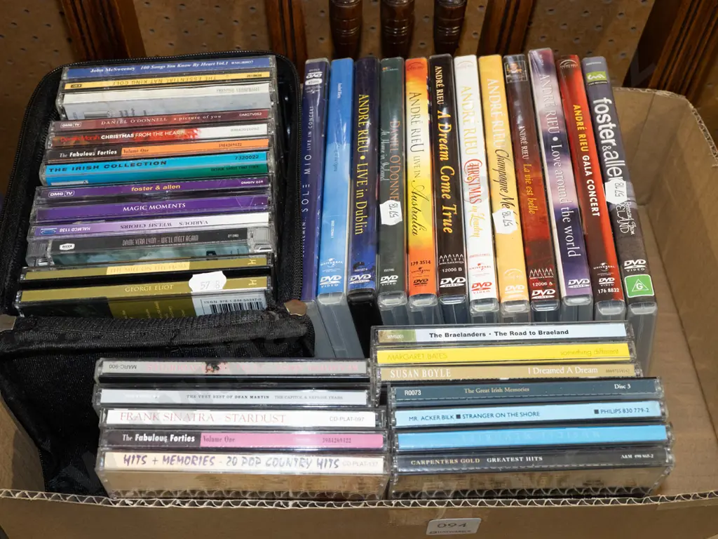 box; DVDs, CDs Image 1++