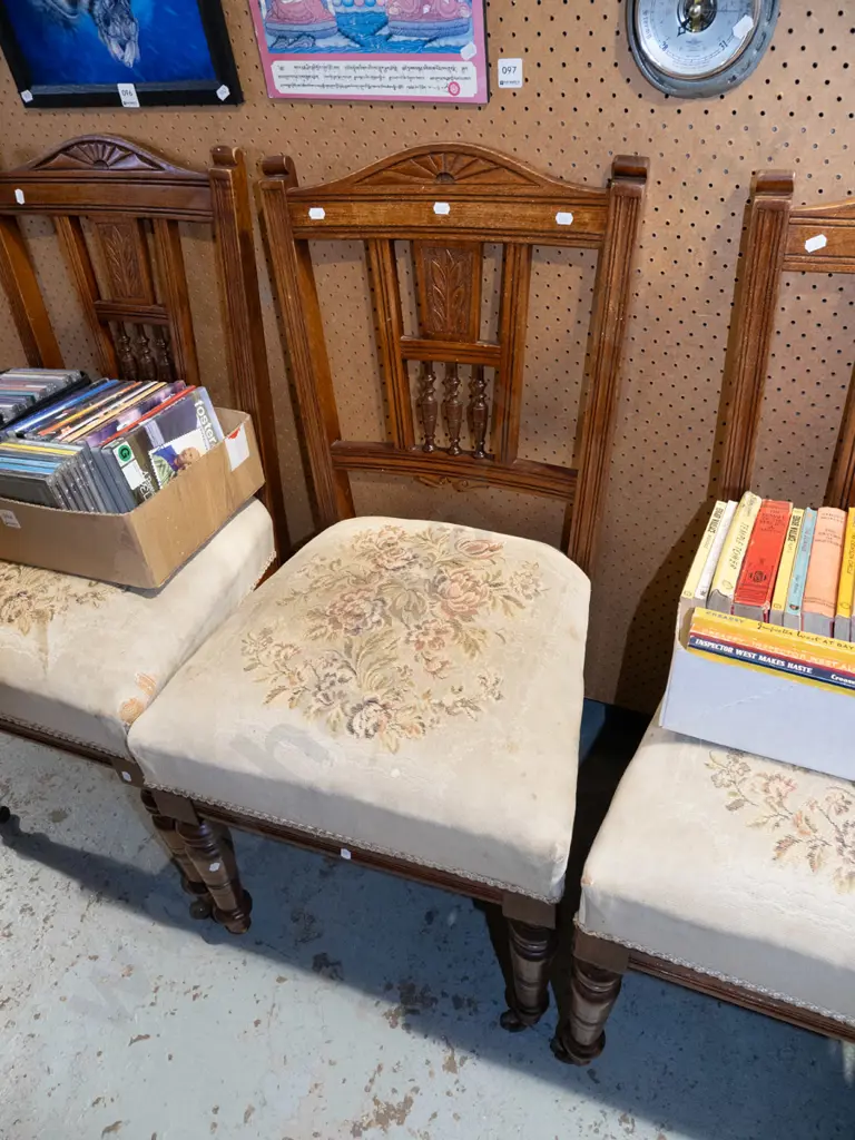 4x mahogany spindle back and carved dining chairs - needlework worn and stained Image 1++