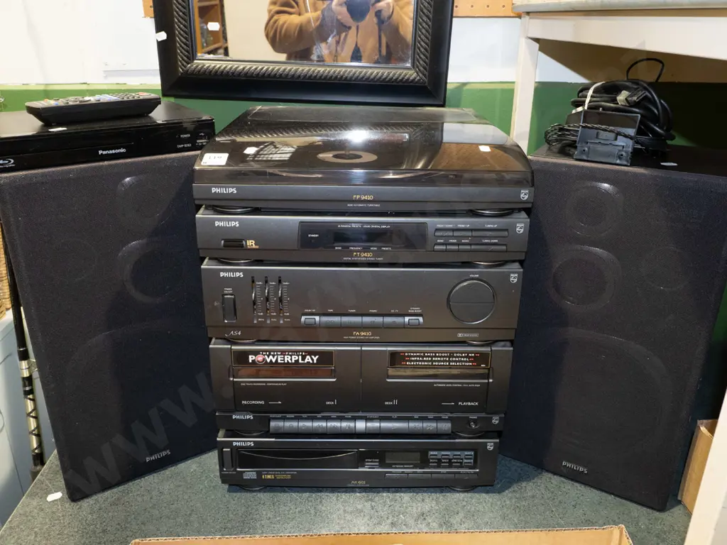 Phillips stereo - turntable, tuner, twin cassette, CD and freeview box Image 1++