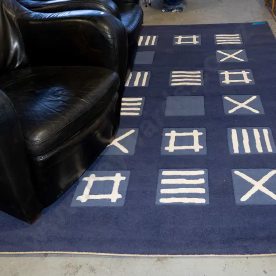 acrylic floor mat - geometric blue and white patterns L2300 W1700