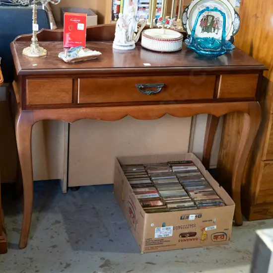 reproduction mahogany single drawer hall table with cab legs H830 W1010 D430