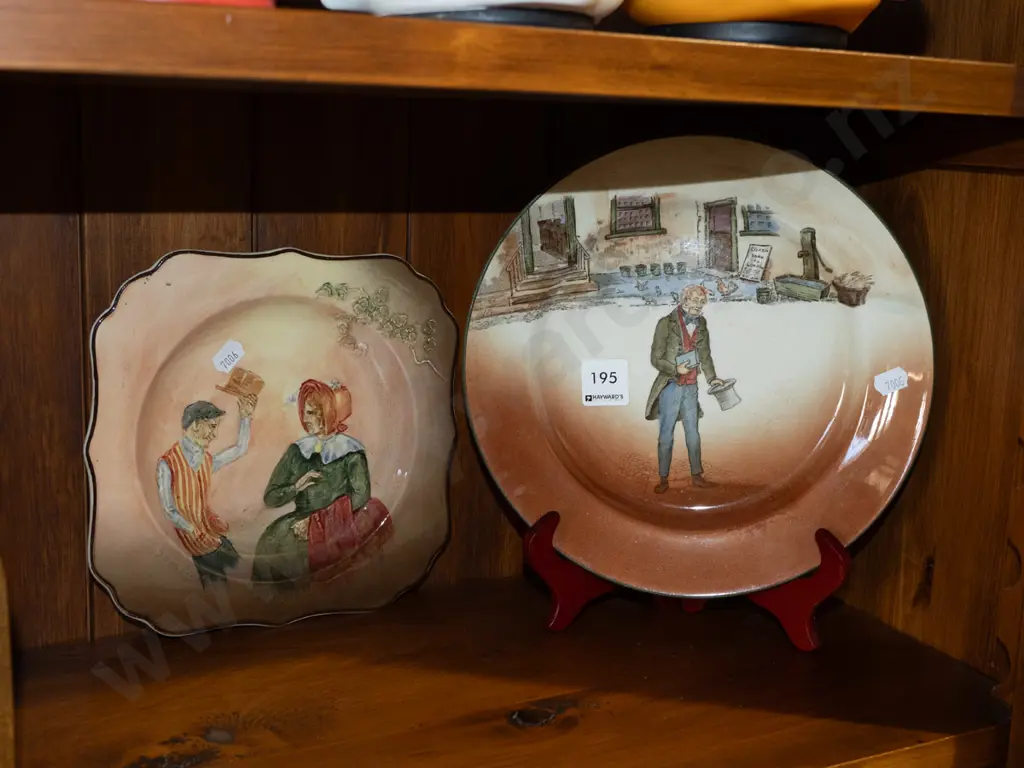 Royal doulton Tom Pinch plate, Sam Weller plate Image 1++