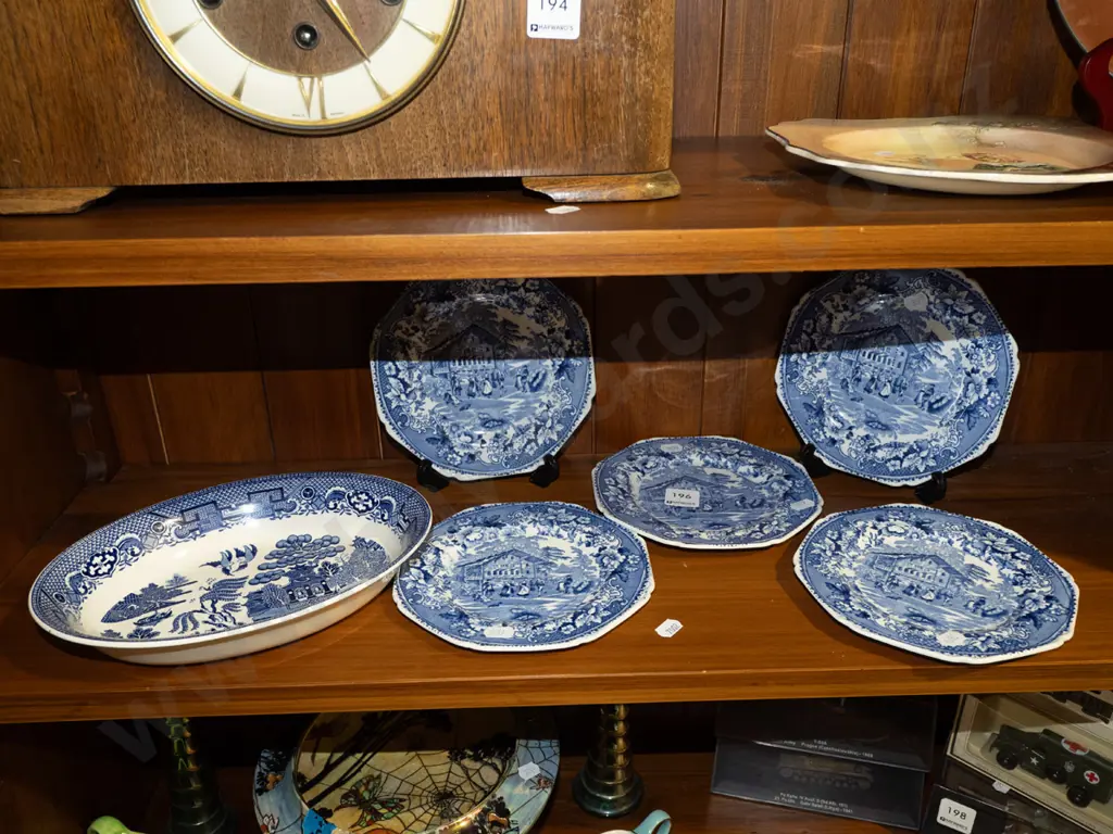blue and white plates, willow pattern bowl Image 1++