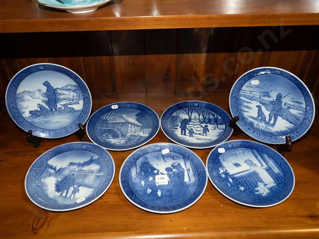 7x Royal Copenhagen Christmas plates Image 1++
