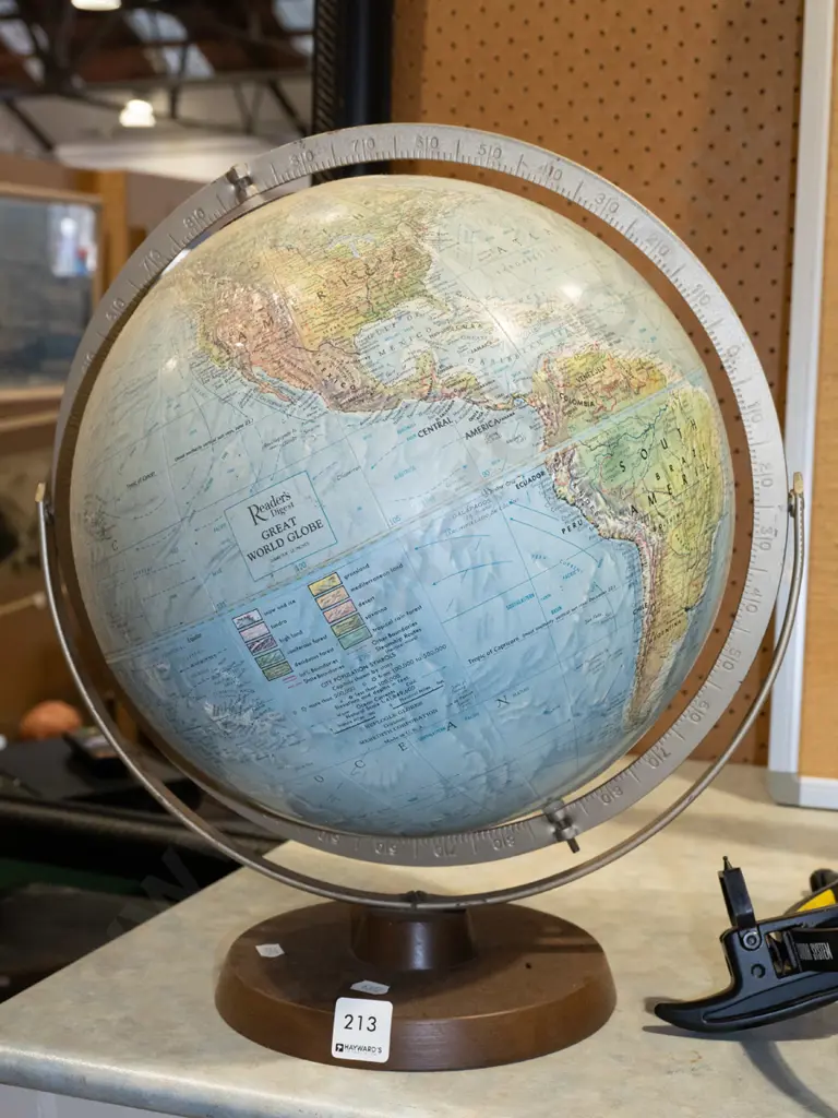 world globe H400 Image 1++