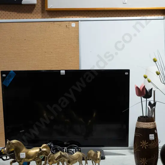 whiteboard/pin board H900 W1200