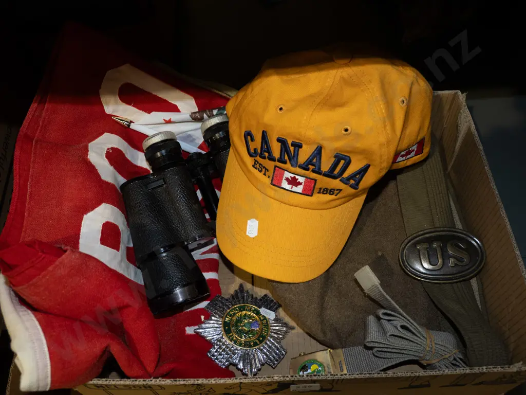 box; binoculars, beret, caps etc Image 1++