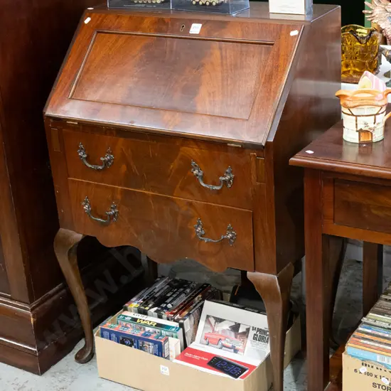 cab leg mahogany 2 drawer drop front desk H930 W620 D400