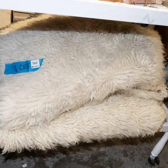 2x single bed sheepskin woolrests
