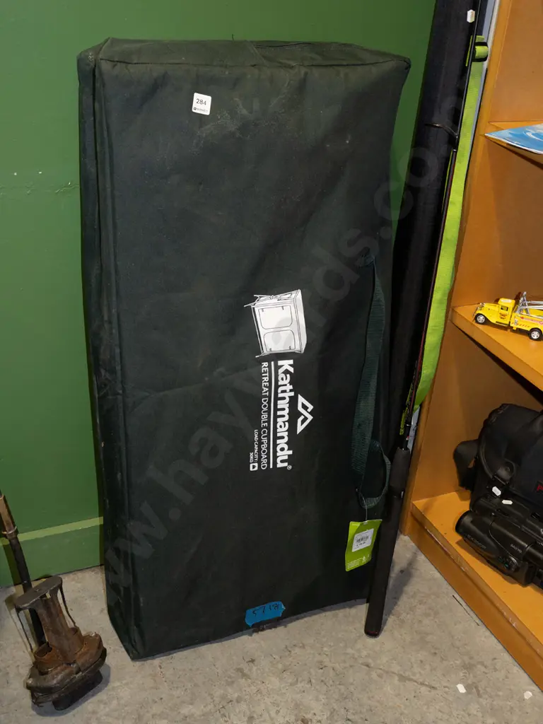 Kathmandu camping Retreat double cupboard Image 1++