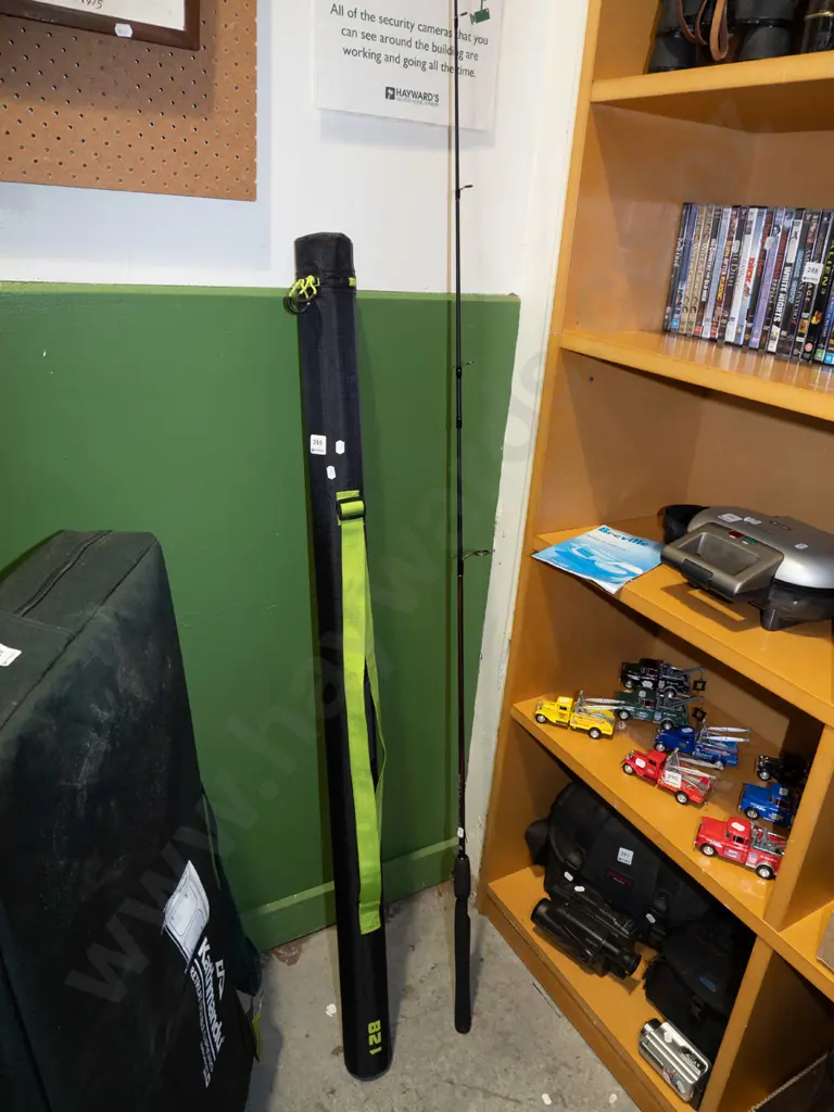 fly fishing rod and carry canister Image 1++