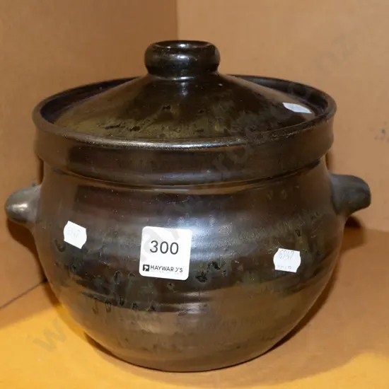 small studio pottery casserole W190