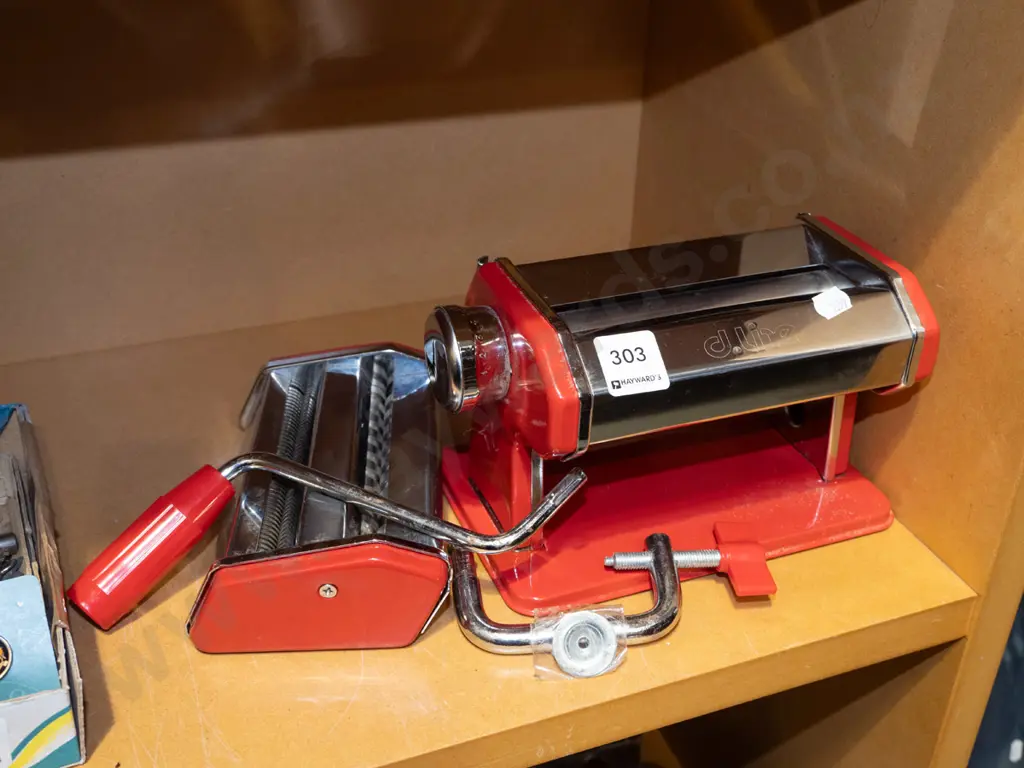 pasta maker Image 1++
