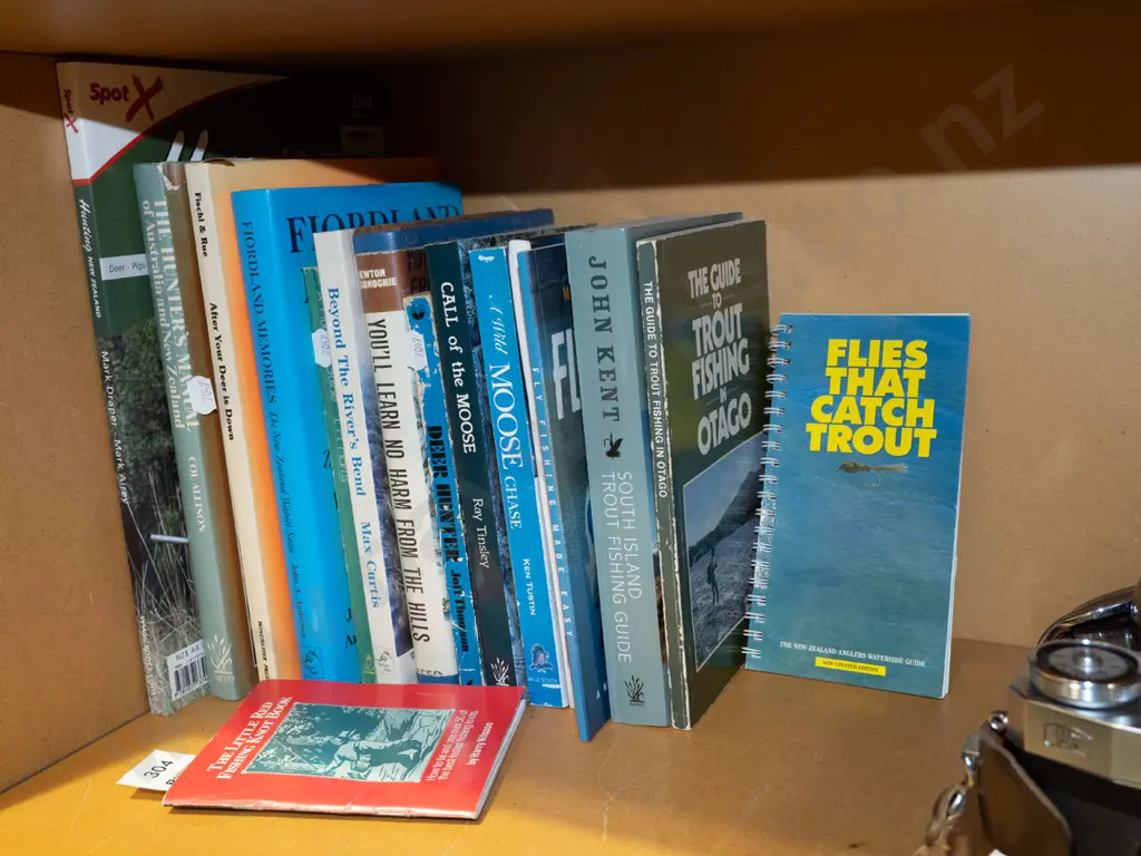 hunting , fishing books Image 1++