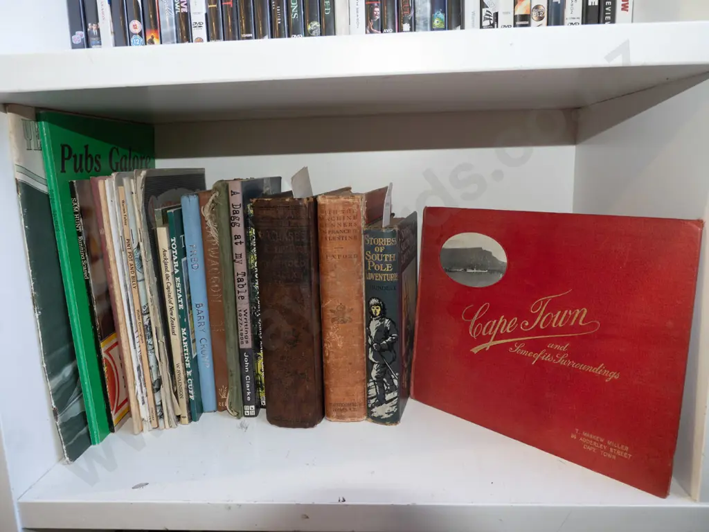 NZ history books and other books Image 1++
