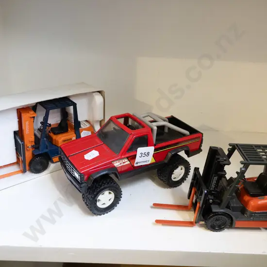 diecast model fork lift, truck, 