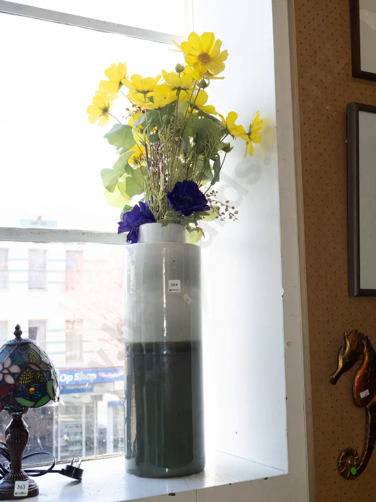tall decorative vase, faux flowers H300 Image 1++