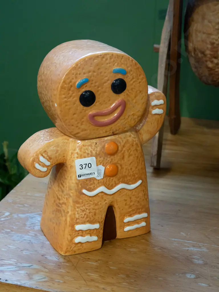 ceramic gingerbread storage canisters H245 Image 1++