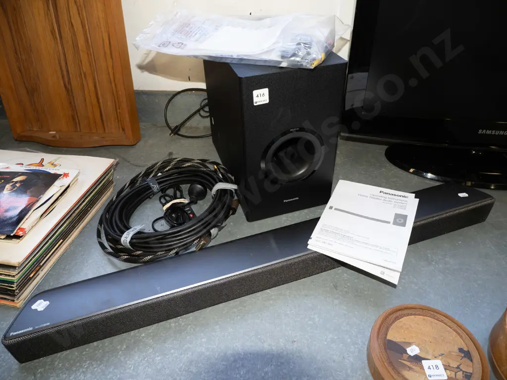 Panasonic sound bar, sub woofer, cables Image 1++