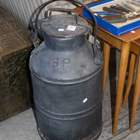 vintage milk pail H570