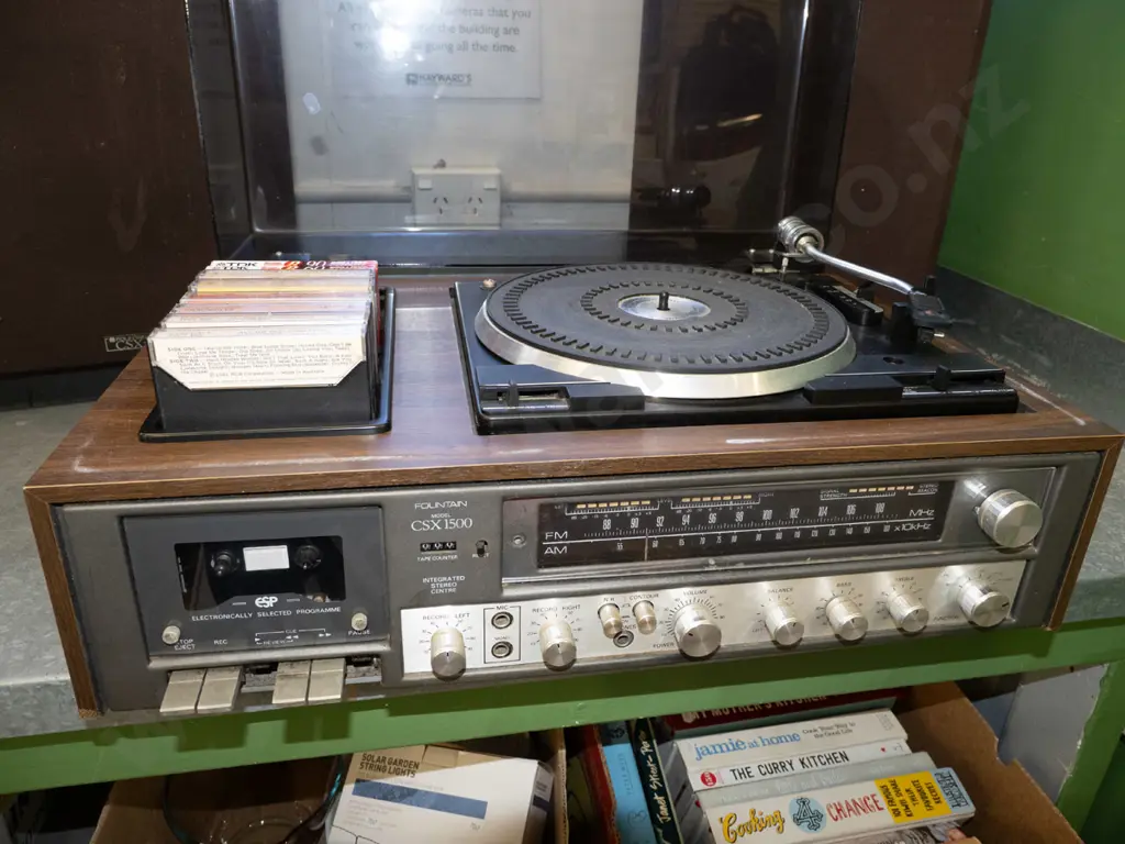 Fountain CSX1500 stereo; turntable, tuner, tape cassette Image 1++