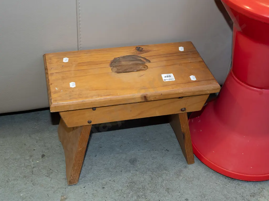 small wooden stool Image 1++