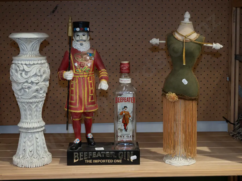 Beefeater figurine and empty bottle, wooden vase, jewellery stand Tallest H260 Image 1++