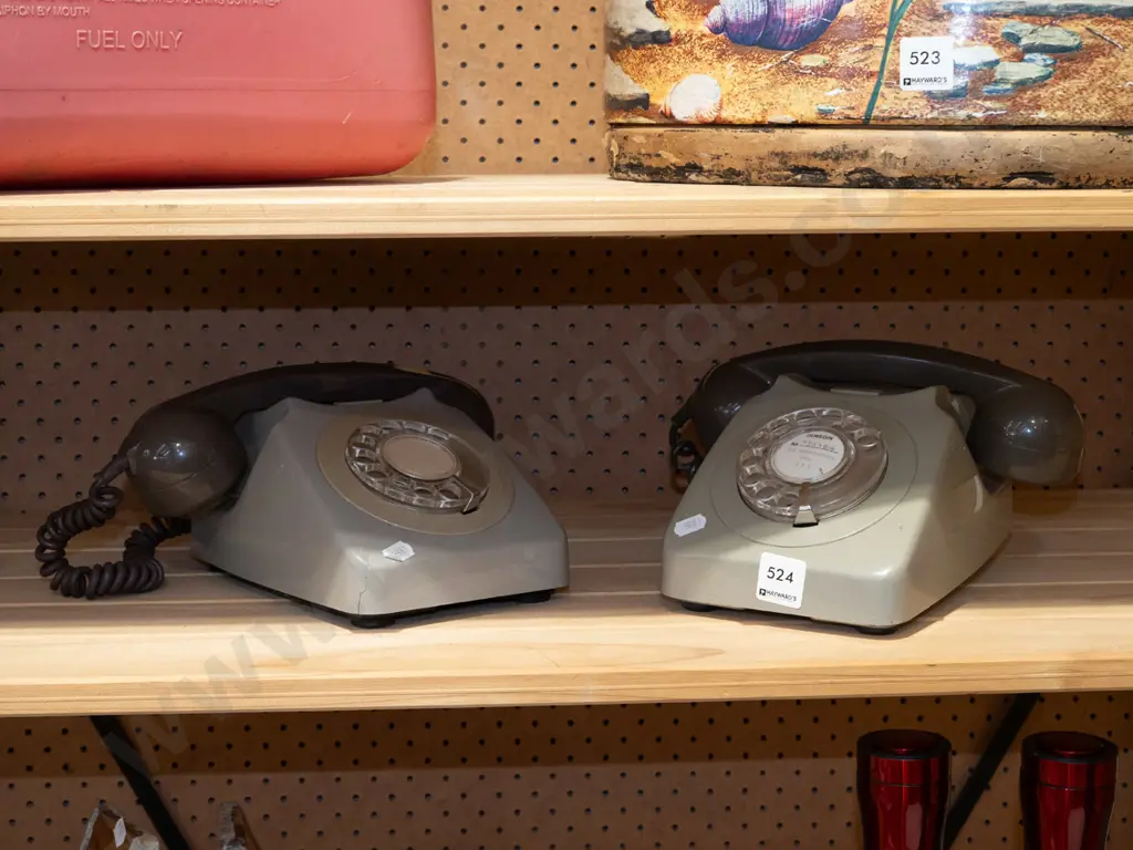 2x dial telephones Image 1++