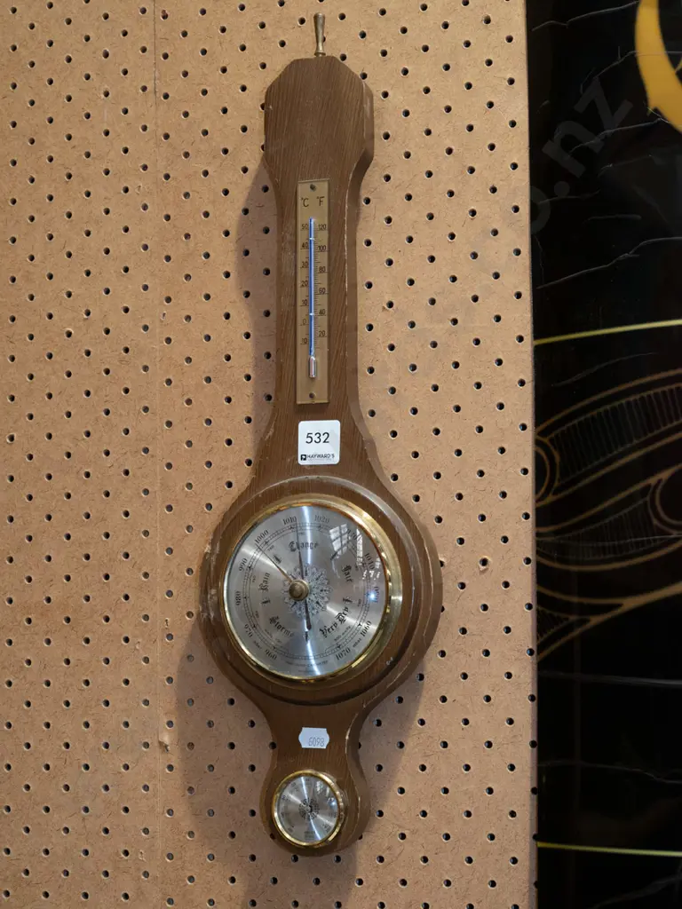 wall mounted barometer/thermometer/hygrometer Image 1++